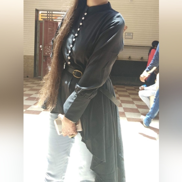 Black designer top - Picture 15 of 16